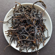 Wild-Grown Da Xue Shan Raw Pu-erh Mao Cha Tea